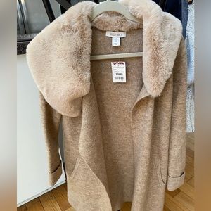 Fur collar sweater